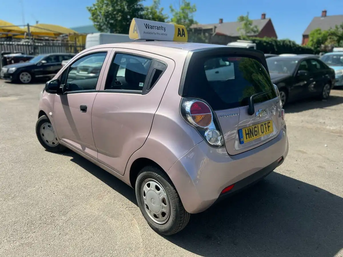 2011-chevrolet-spark-10-big-7