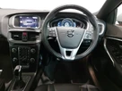 2019-volvo-v40-20-t2-r-design-edition-small-6