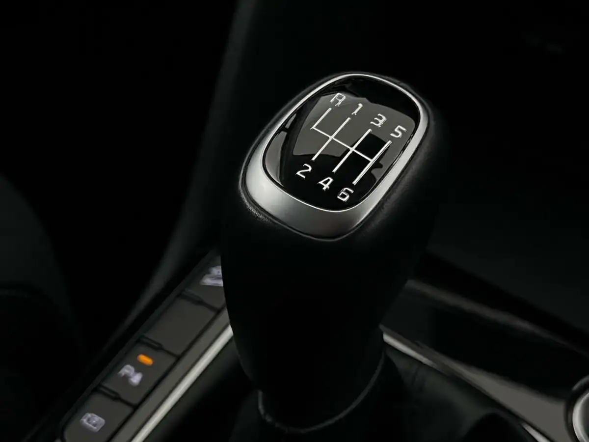 2023-kia-sportage-16-t-gdi-3-148bhp-big-42