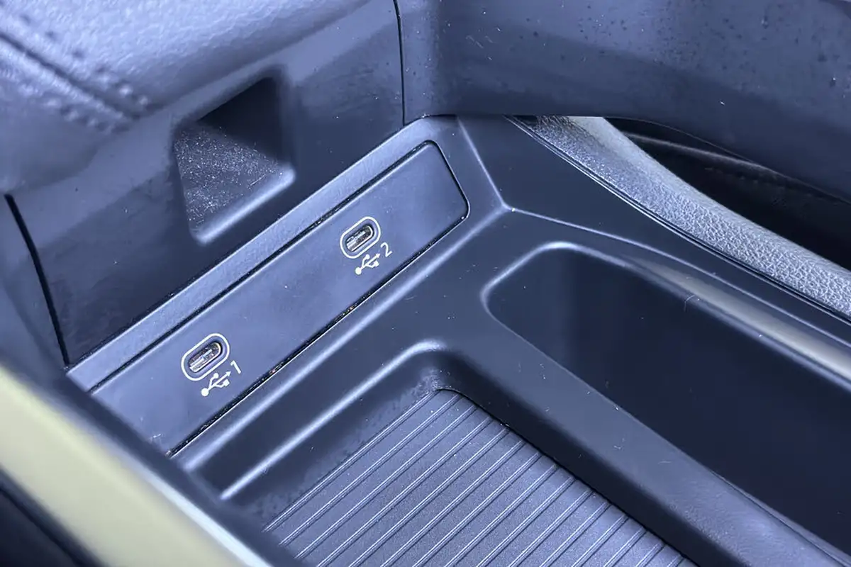 2021-audi-e-tron-55e-technik-station-wagon-big-21