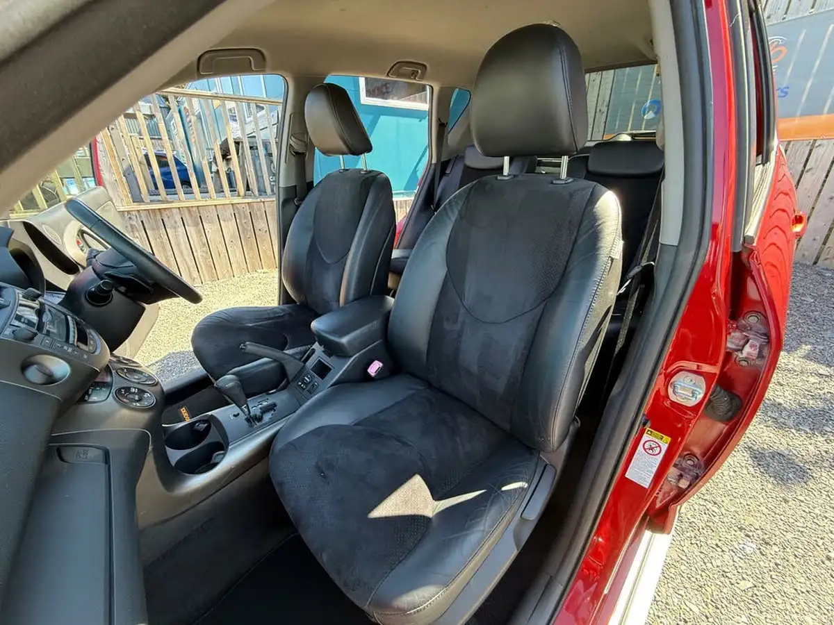 2012-toyota-rav4-22td-xt-r-22d-cat-150bhpawd-auto-big-66