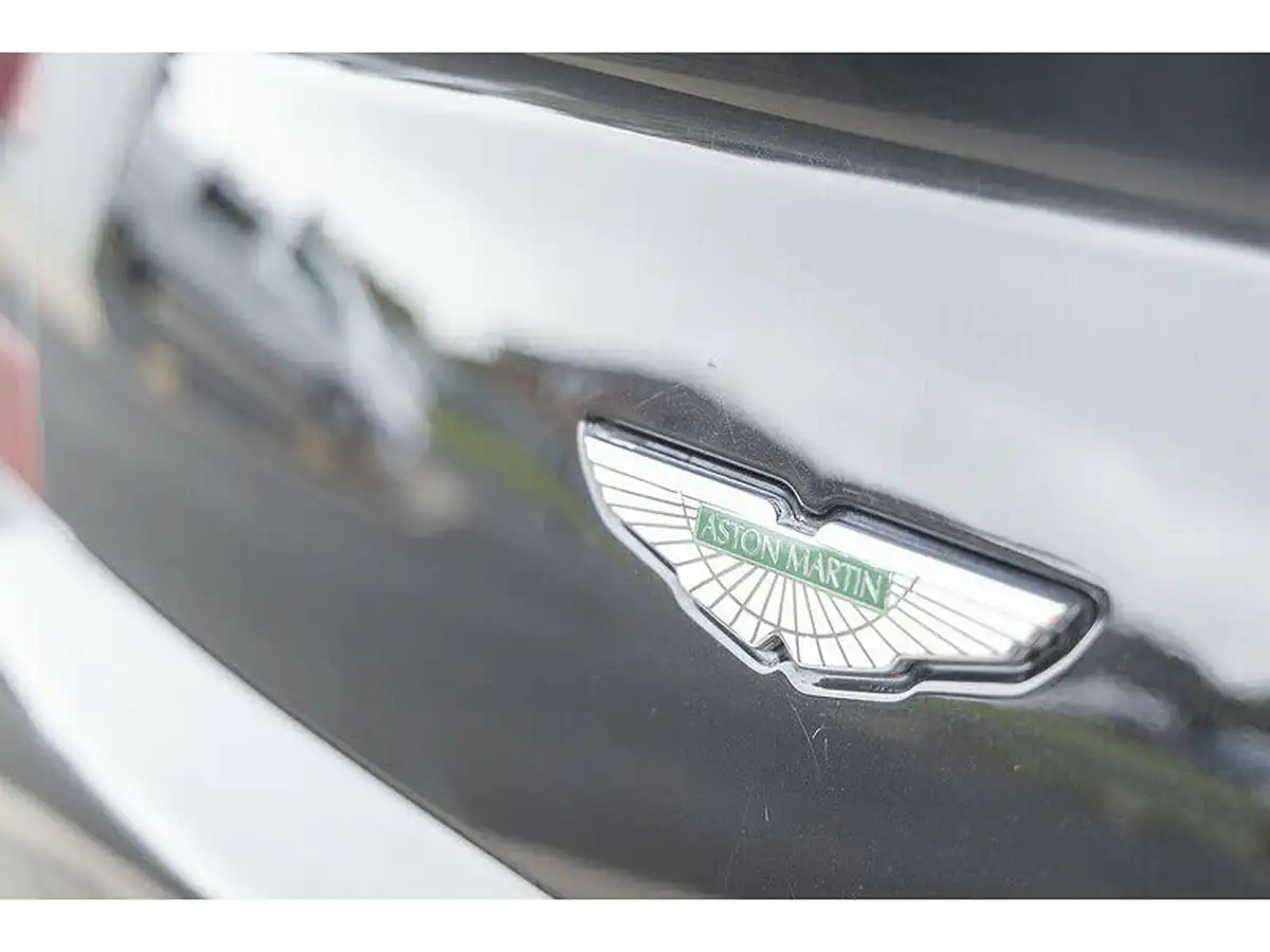 2006-aston-martin-vantage-43-big-32