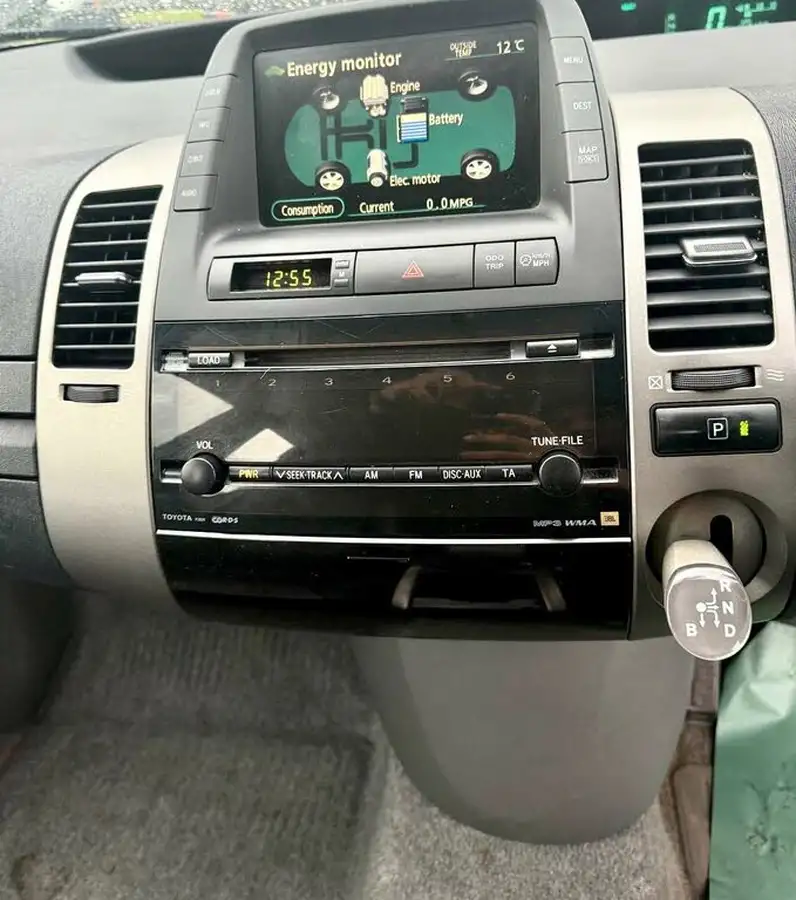 2007-toyota-prius-15-vvt-i-t-spirit-big-21