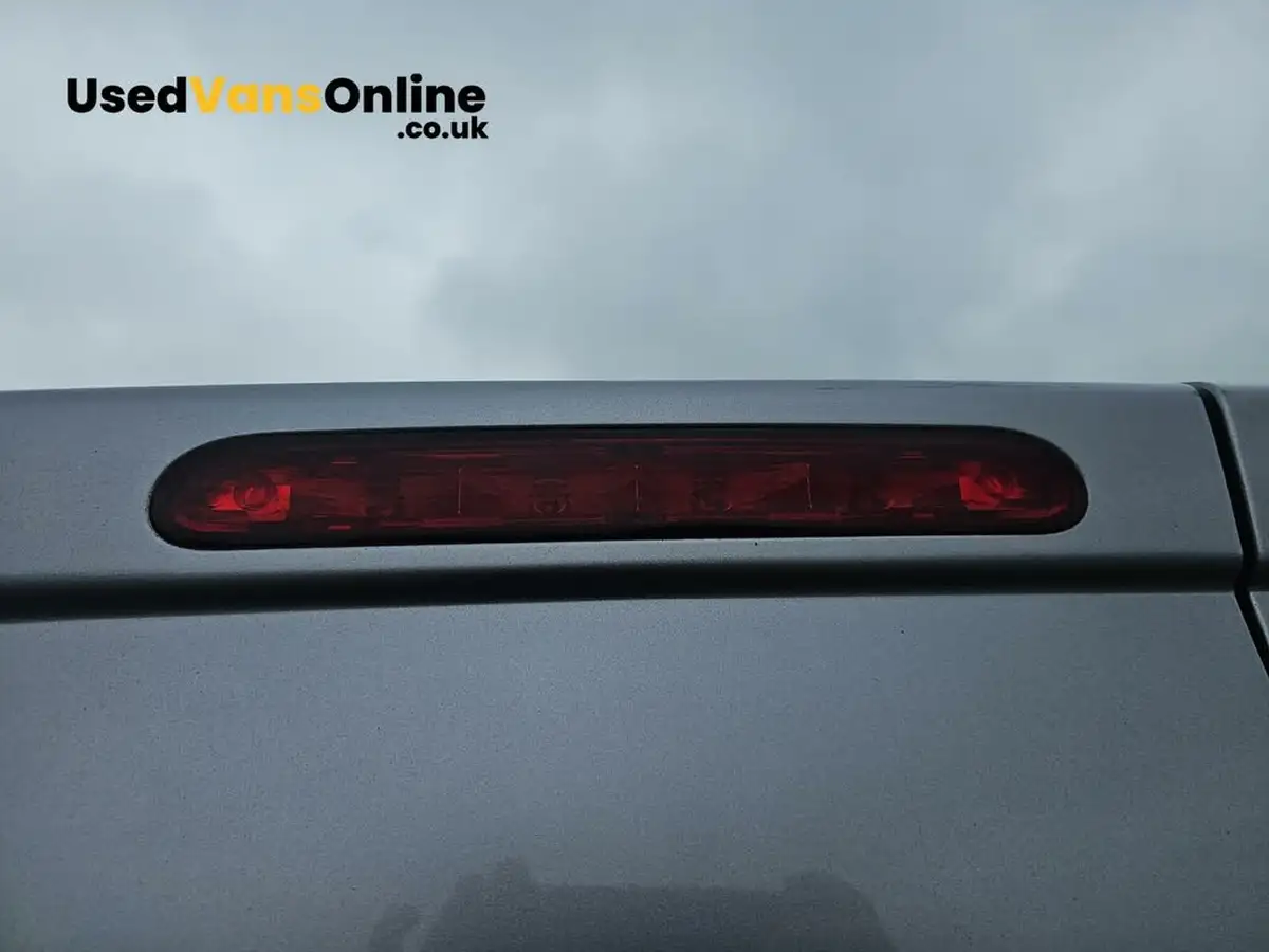 2022-citroen-dispatch-15bluehdi-enterprise-pro-xl-1000-big-25