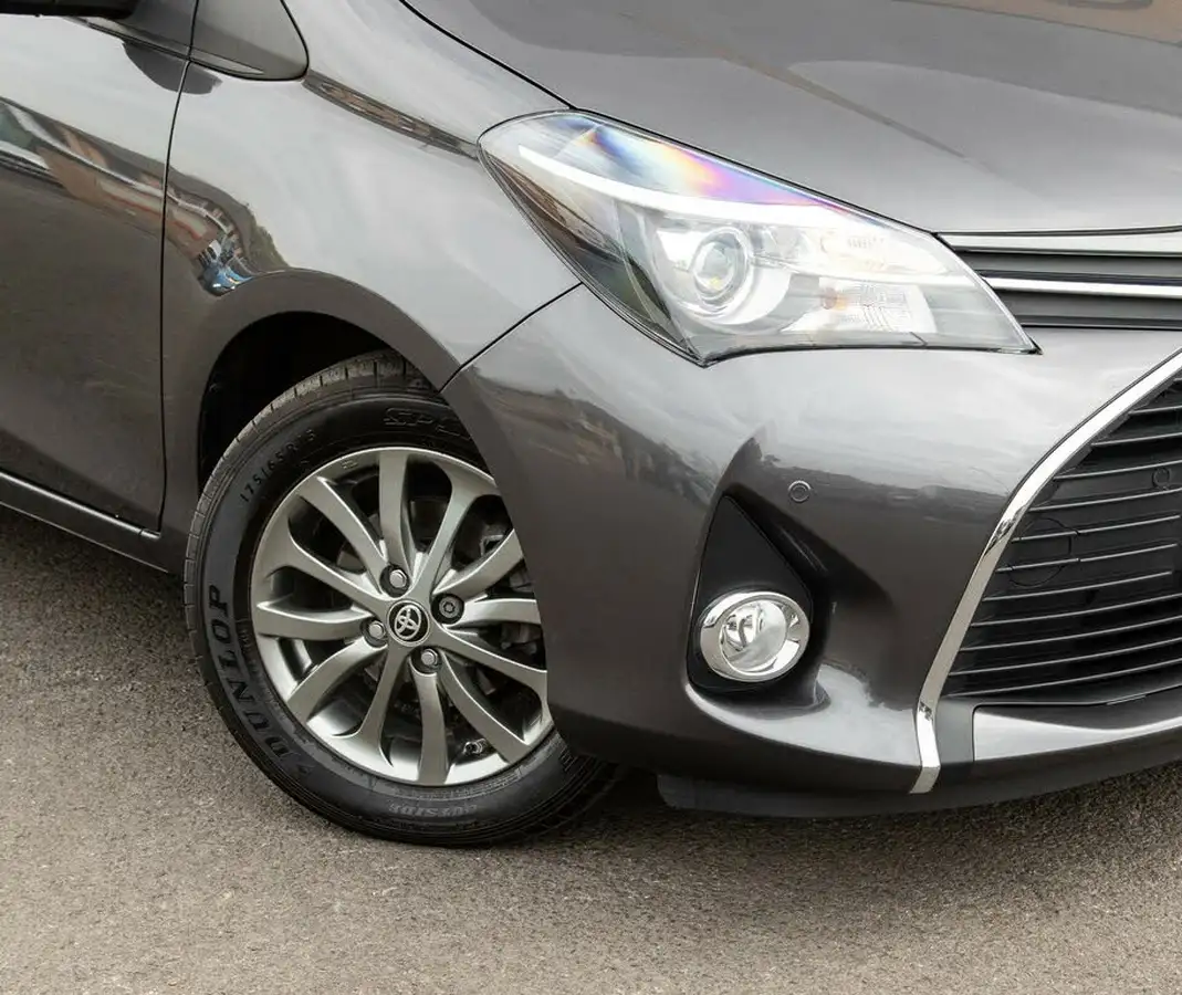 2016-toyota-yaris-133-icon-vvt-i-5d-big-1