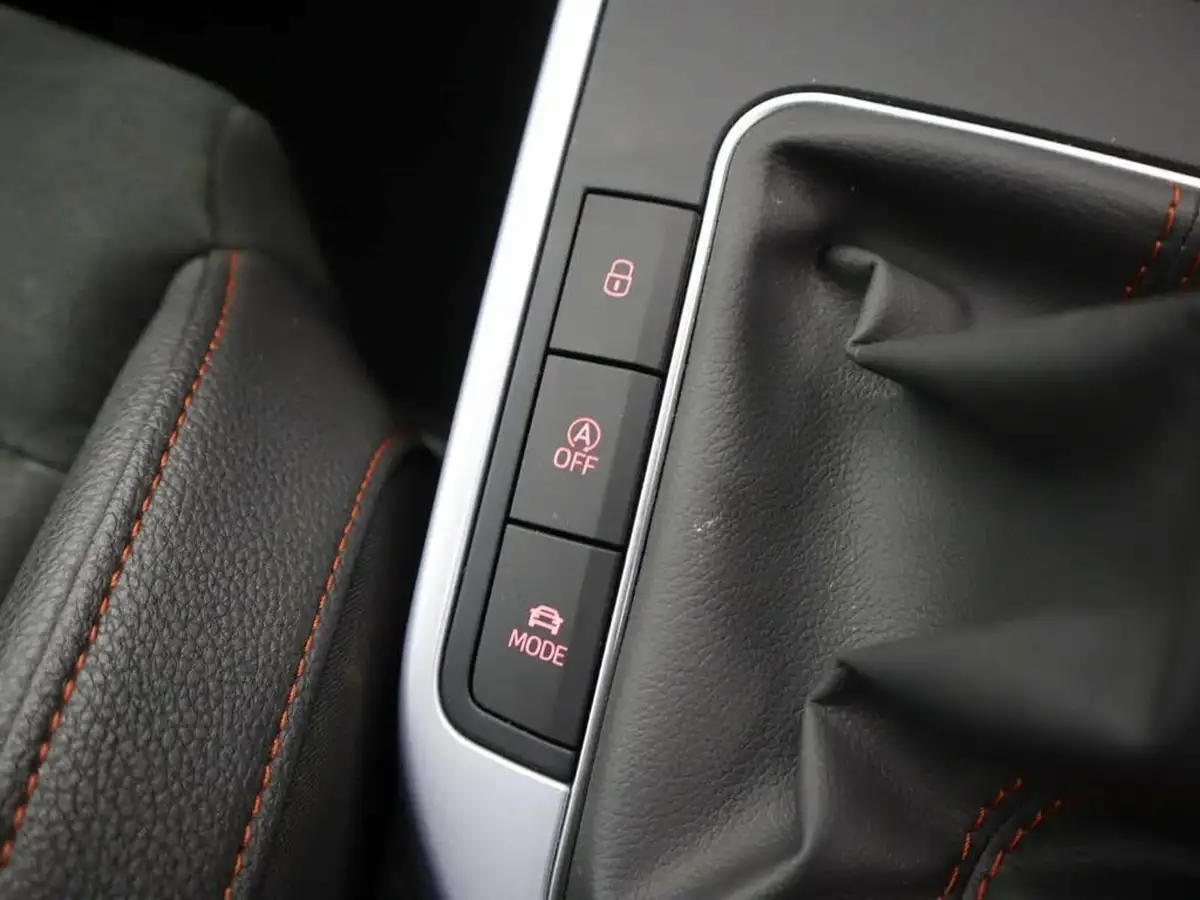 2022-seat-arona-10-tsi-fr-sport-big-29