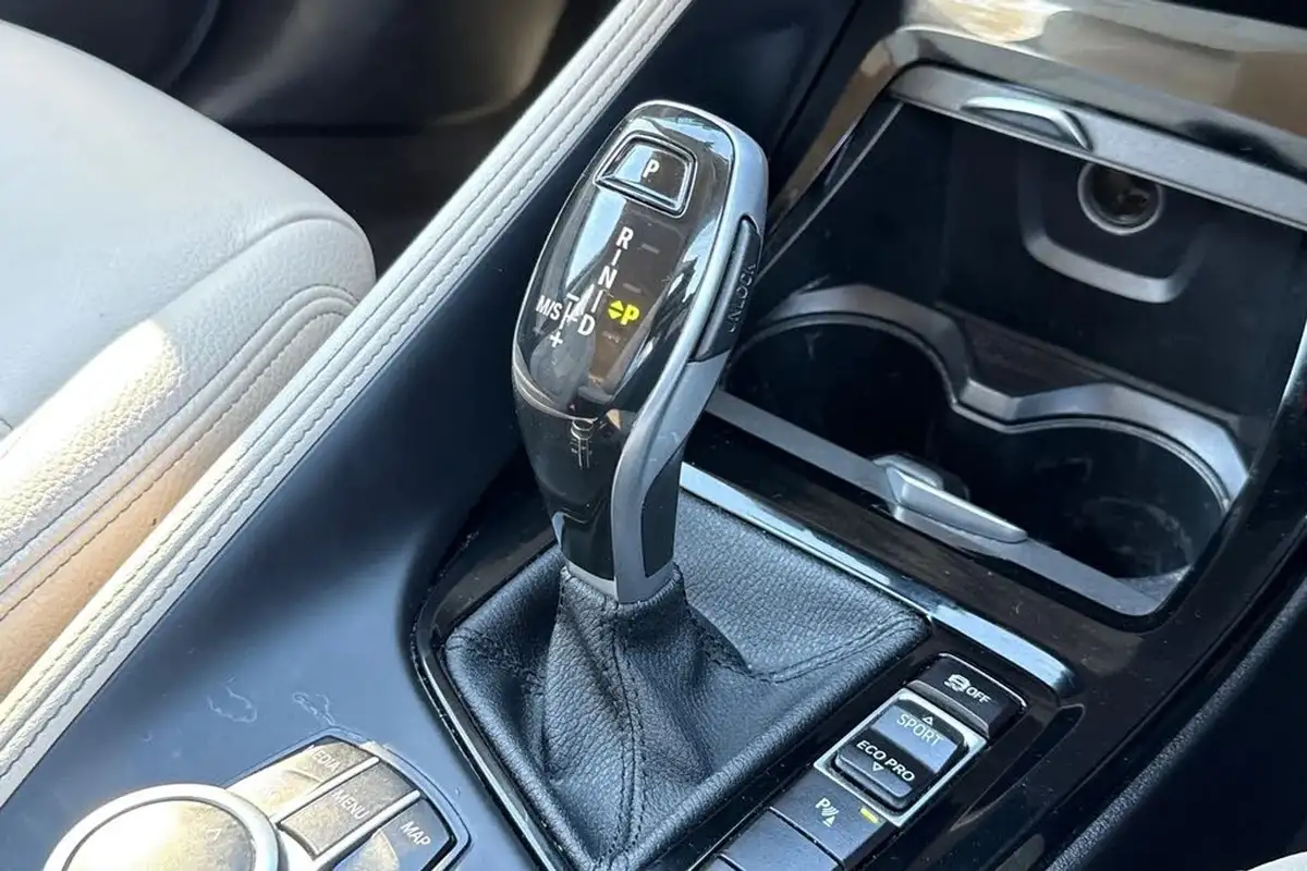 2021-bmw-x1-20td-sdrive18d-xline-sport-auto-big-22