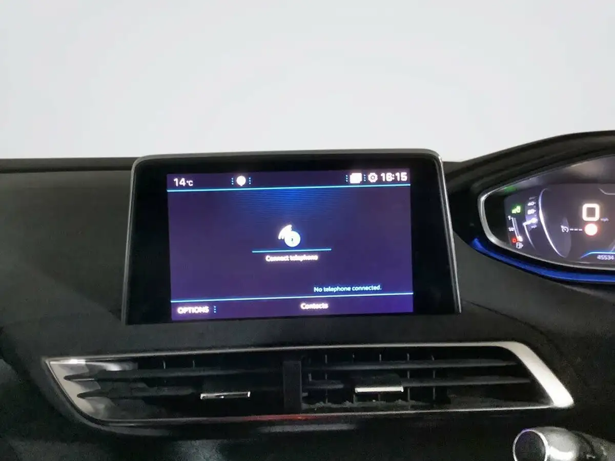 2018-peugeot-3008-suv-12-puretech-allure-eat6-big-26