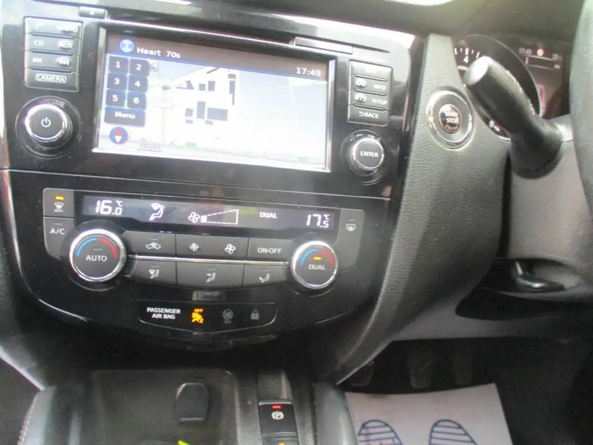 2017-nissan-qashqai-12-dig-t-n-connecta-big-42