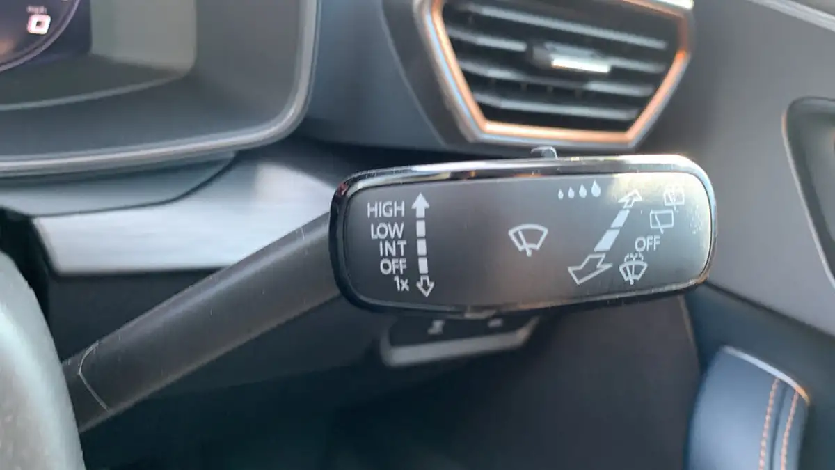 2021-cupra-formentor-14-e-hybrid-v2-big-27