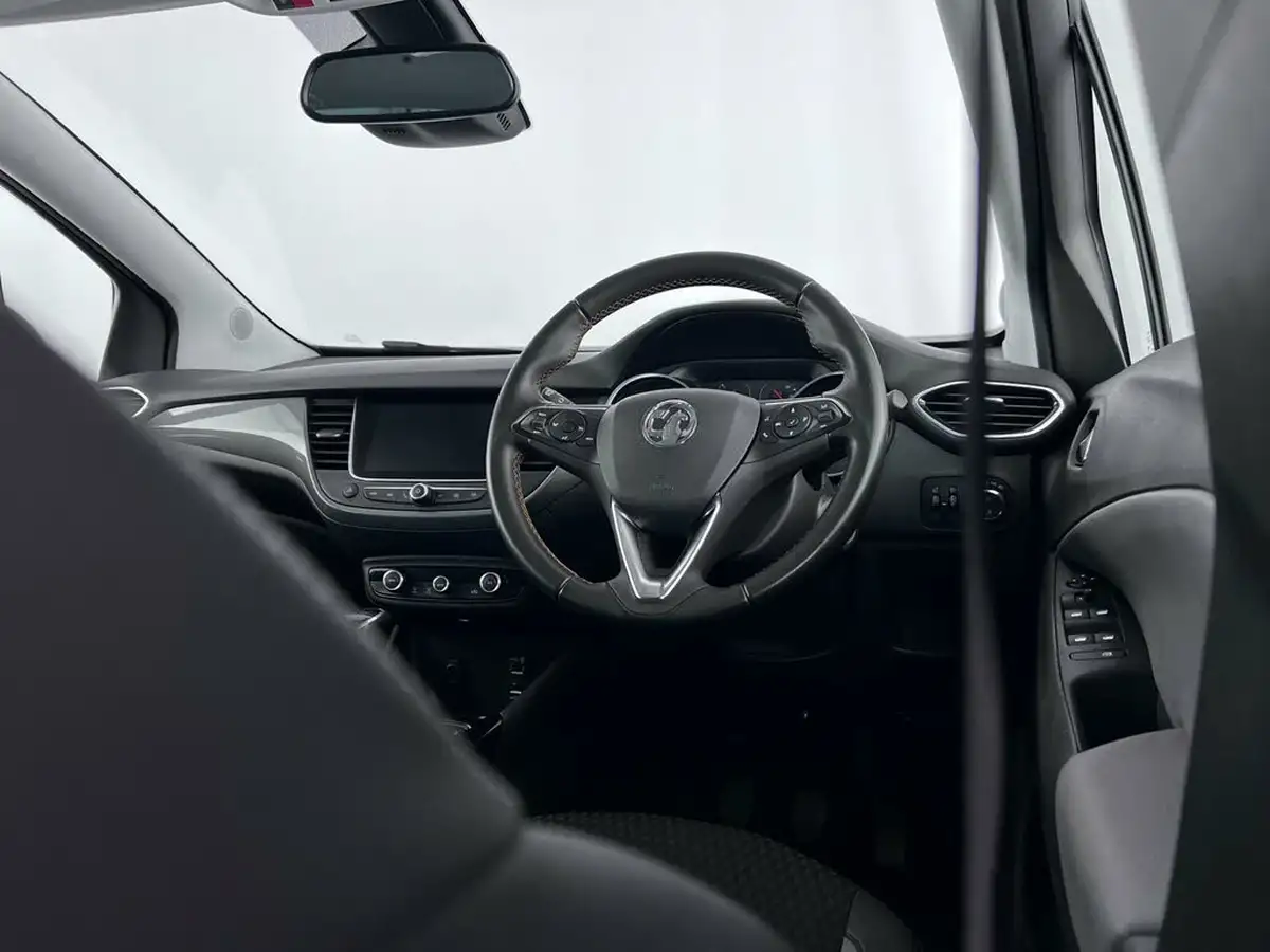 2020-vauxhall-crossland-x-12-elite-nav-130ps-turbo-big-20