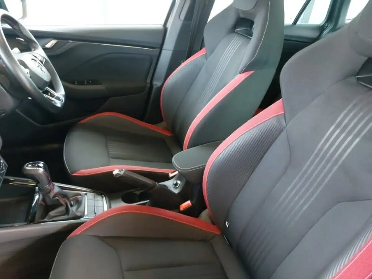 2020-skoda-kamiq-15-tsi-monte-carlo-dsg-big-4