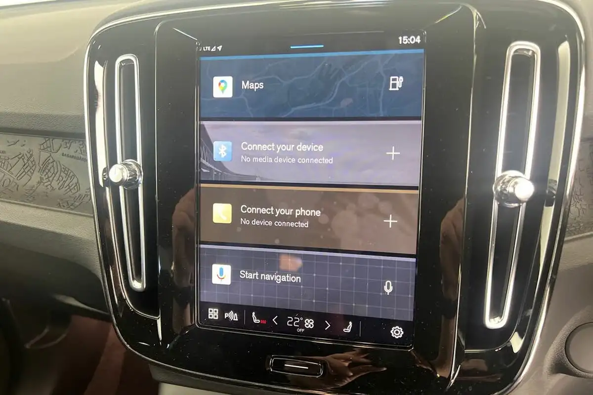 2023-volvo-xc40-e-recharge-core-235bhp-big-15
