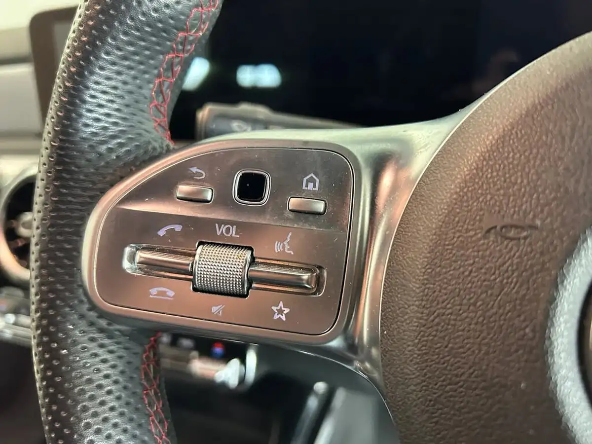 2019-mercedes-benz-a-class-13-a180-amg-line-executive-hatchback-5d-big-29