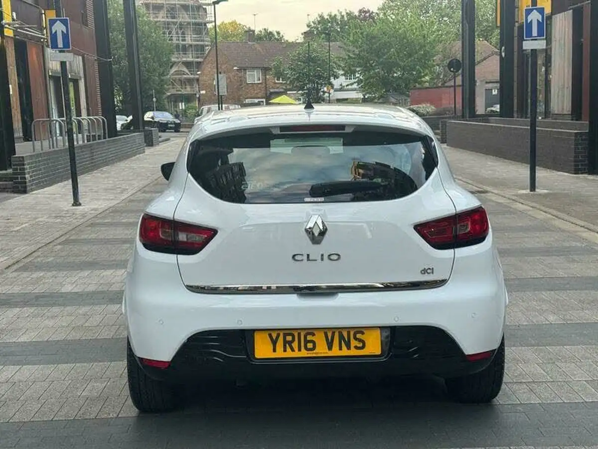 2016-renault-clio-15dci-dynamique-s-nav-90bhp-ss-energy-big-7