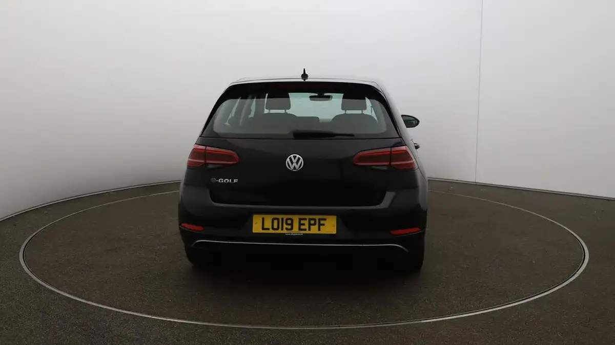 2019-volkswagen-golf-e-e-golf-big-6