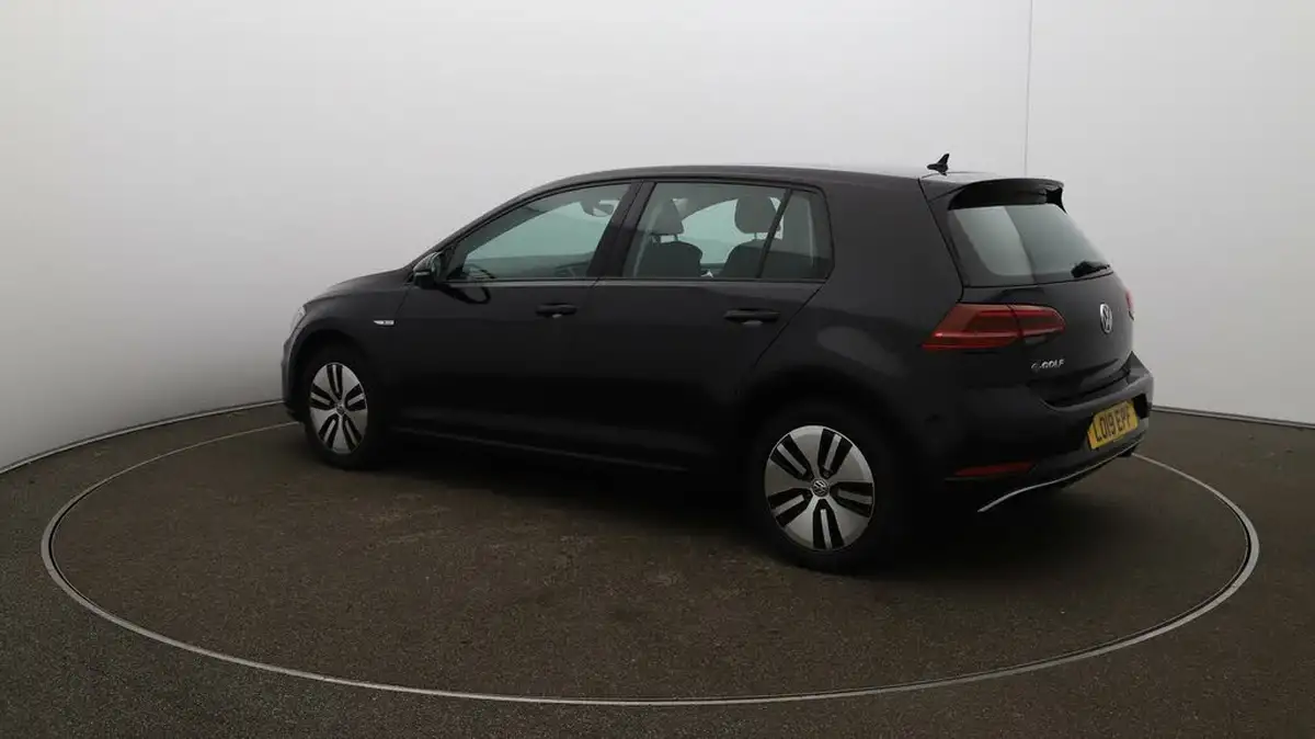 2019-volkswagen-golf-e-e-golf-big-34