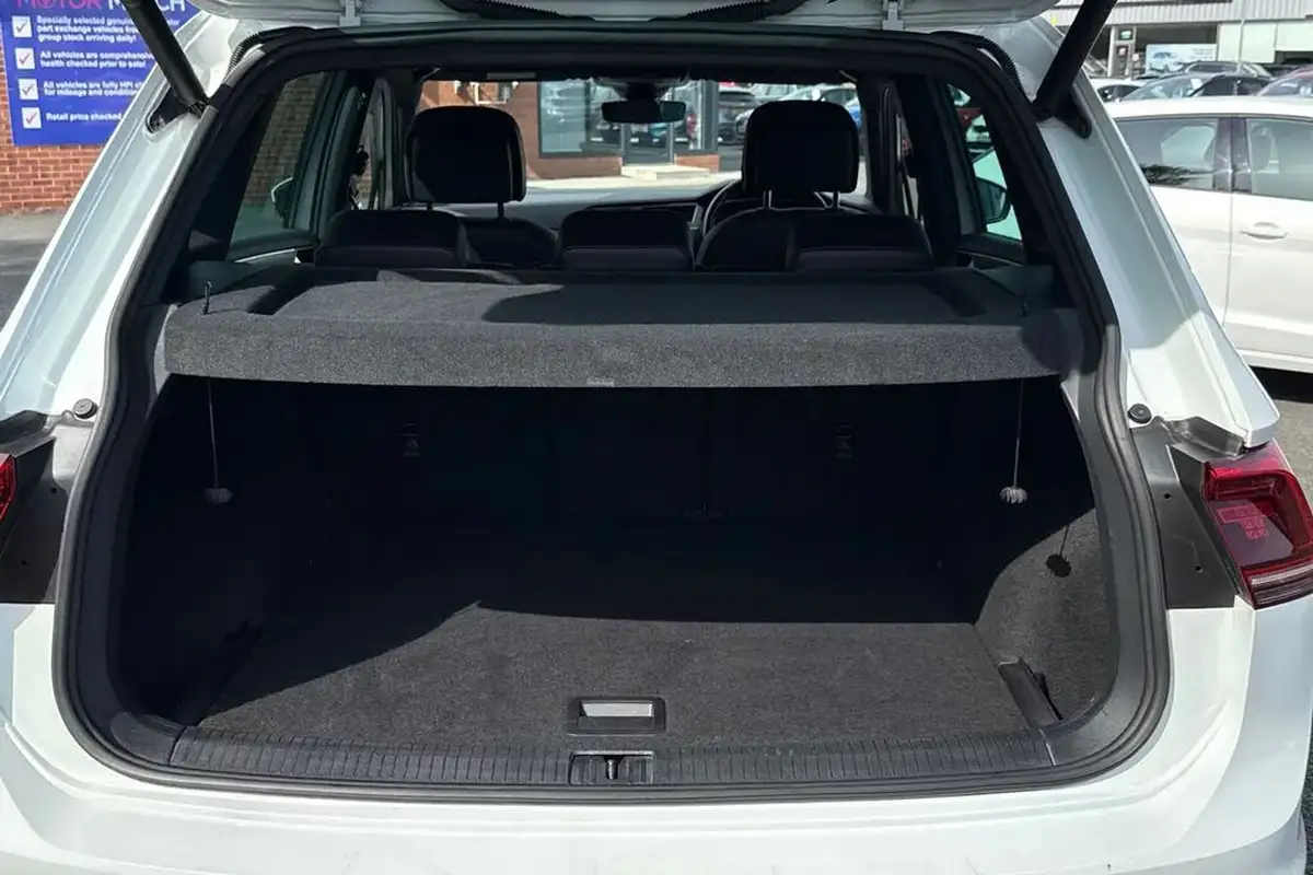 2020-volkswagen-tiguan-20tdi-r-line-tech-150ps-dsg-big-6