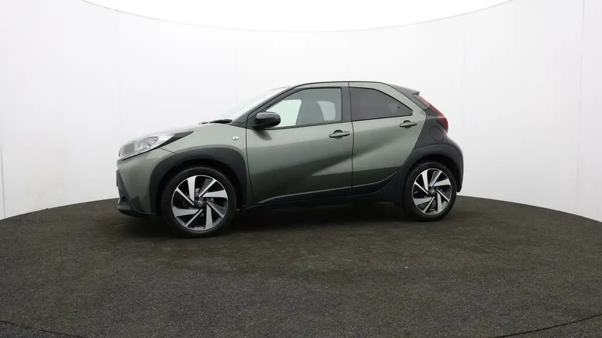 2023-toyota-aygo-x-10-vvt-i-edge-big-57