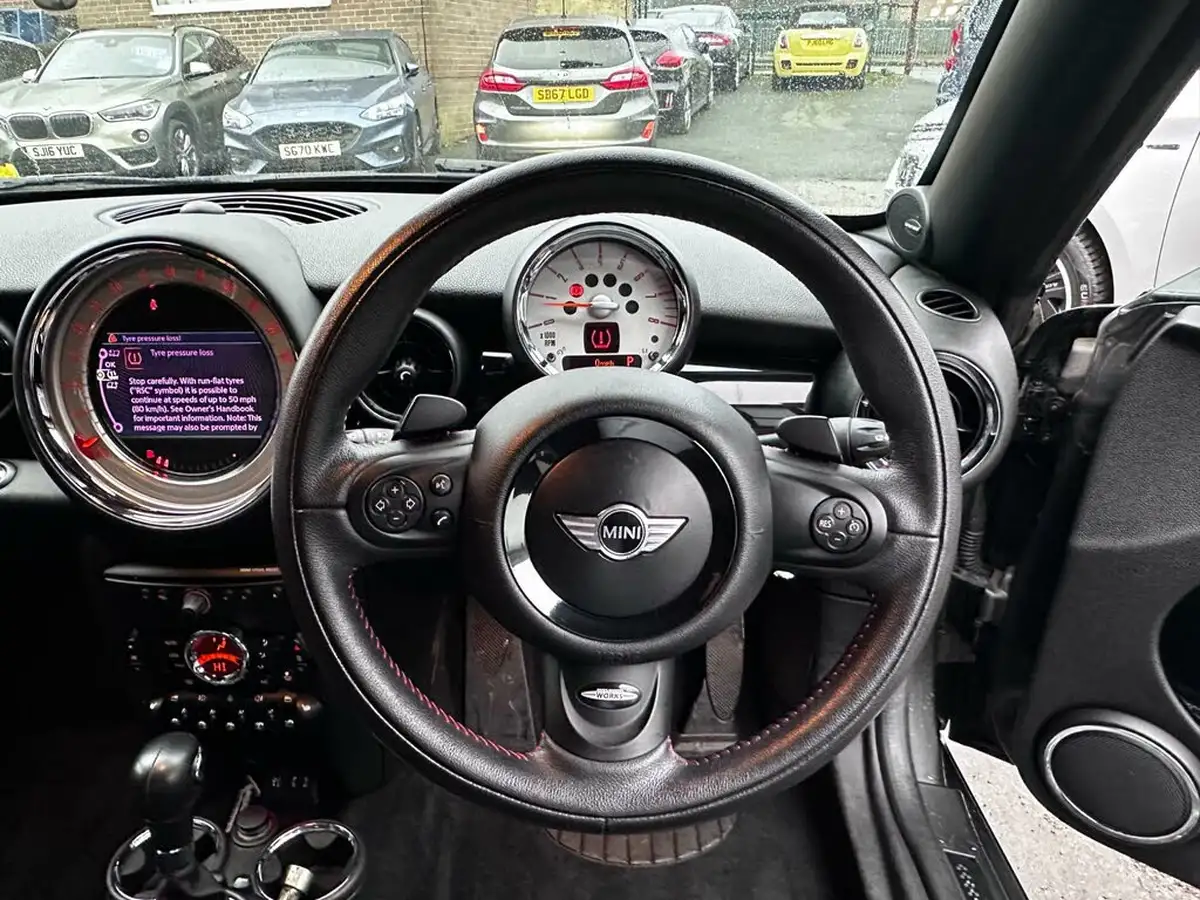 2013-mini-coupe-16-cooper-auto-big-20