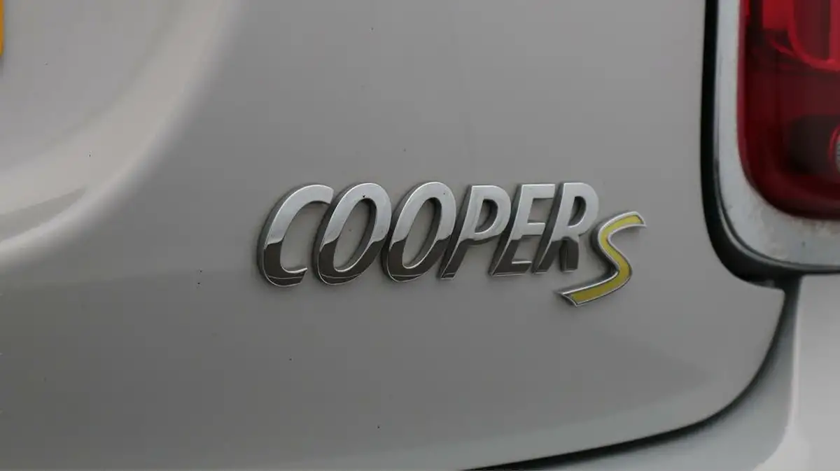 2021-mini-cooper-e-cooper-s-2-big-22