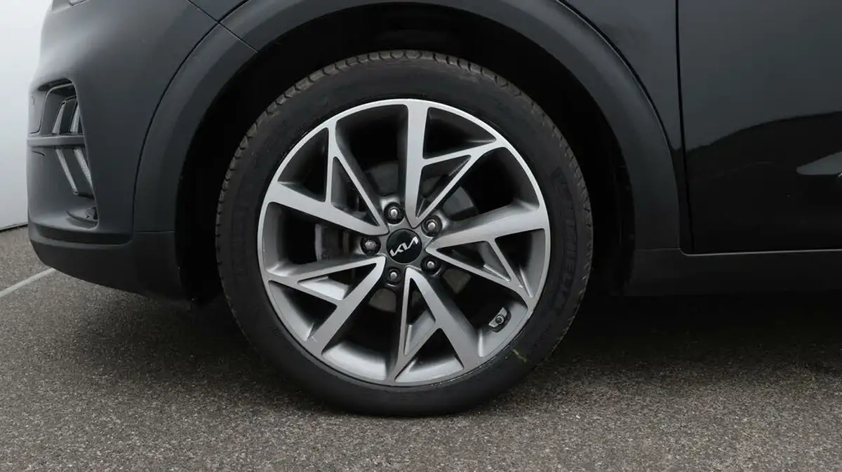 2022-kia-niro-16-gdi-3-156kwh-big-17