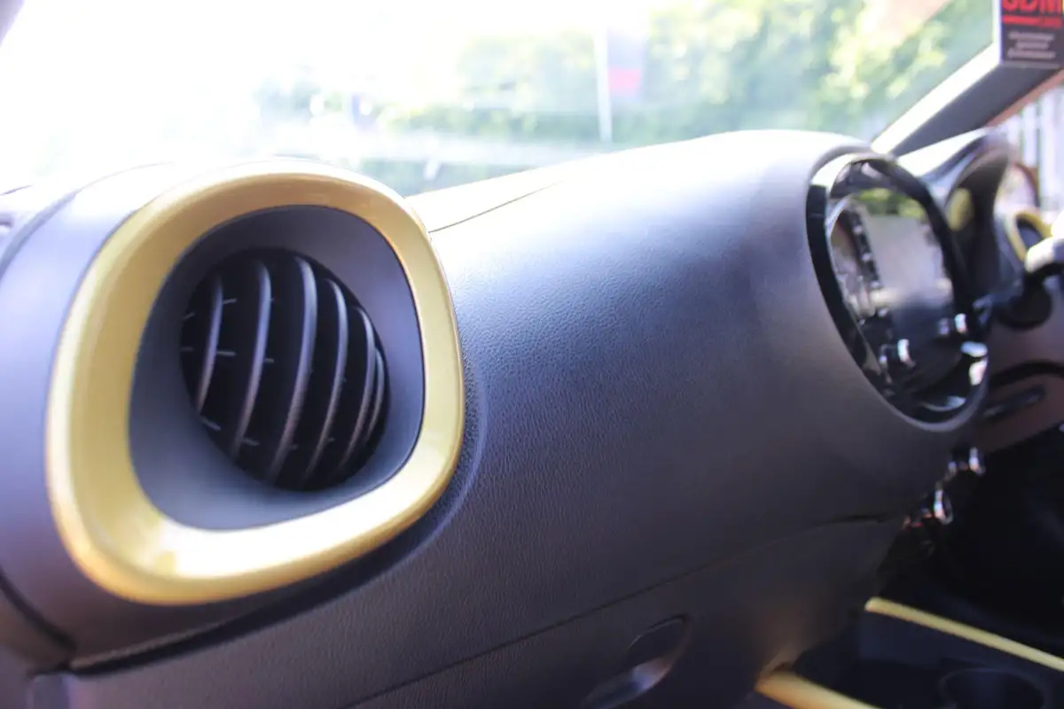 2023-toyota-aygo-x-10-vvt-i-edge-cvt-big-36