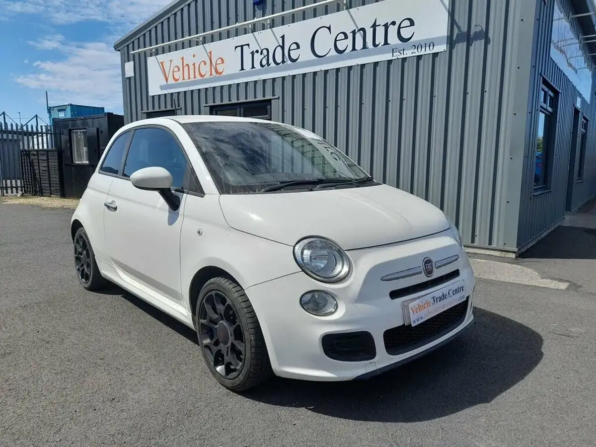 2015-fiat-500-12-s-big-0