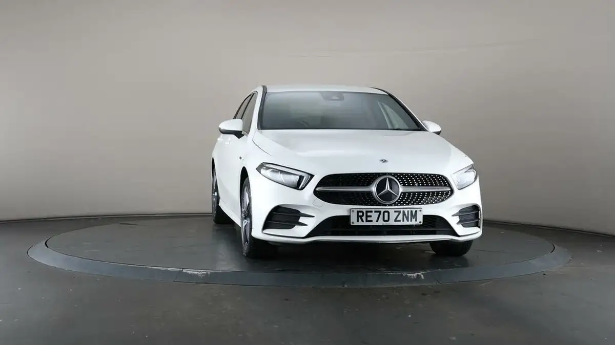 2020-mercedes-benz-a-class-13-a250e-amg-line-hatchback-5d-big-48