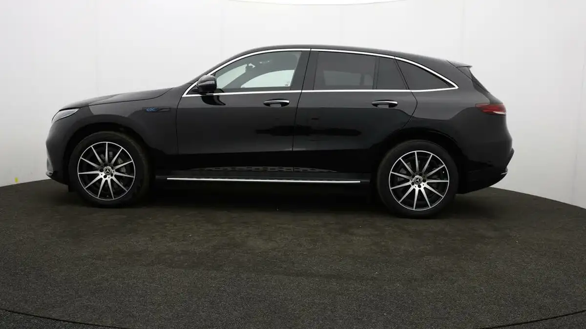 2022-mercedes-benz-eqc-e-eqc-400-amg-line-big-68