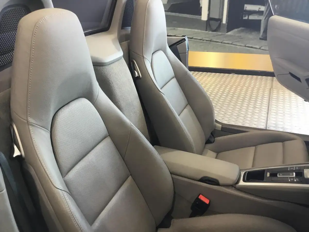 2014-porsche-boxster-27-pdk-big-23
