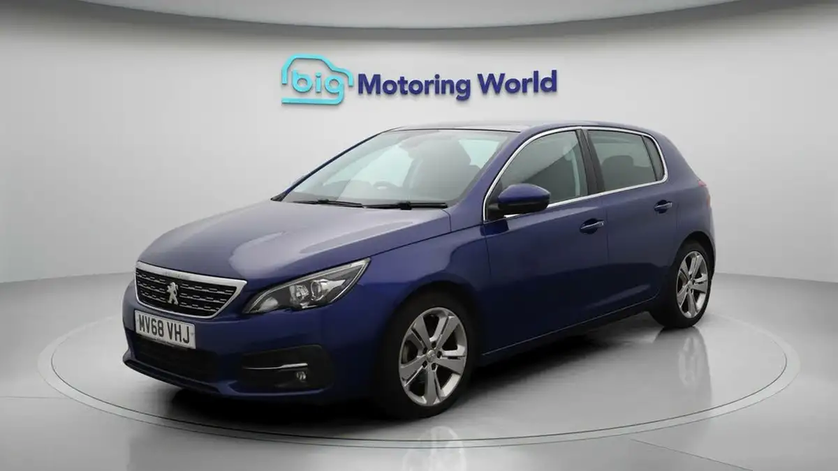 2018-peugeot-308-15-bluehdi-allure-15-bluehdi-big-3