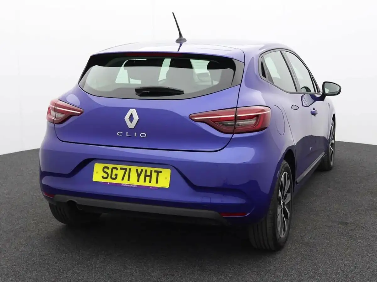 2021-renault-clio-10-tce-iconic-90ps-big-5