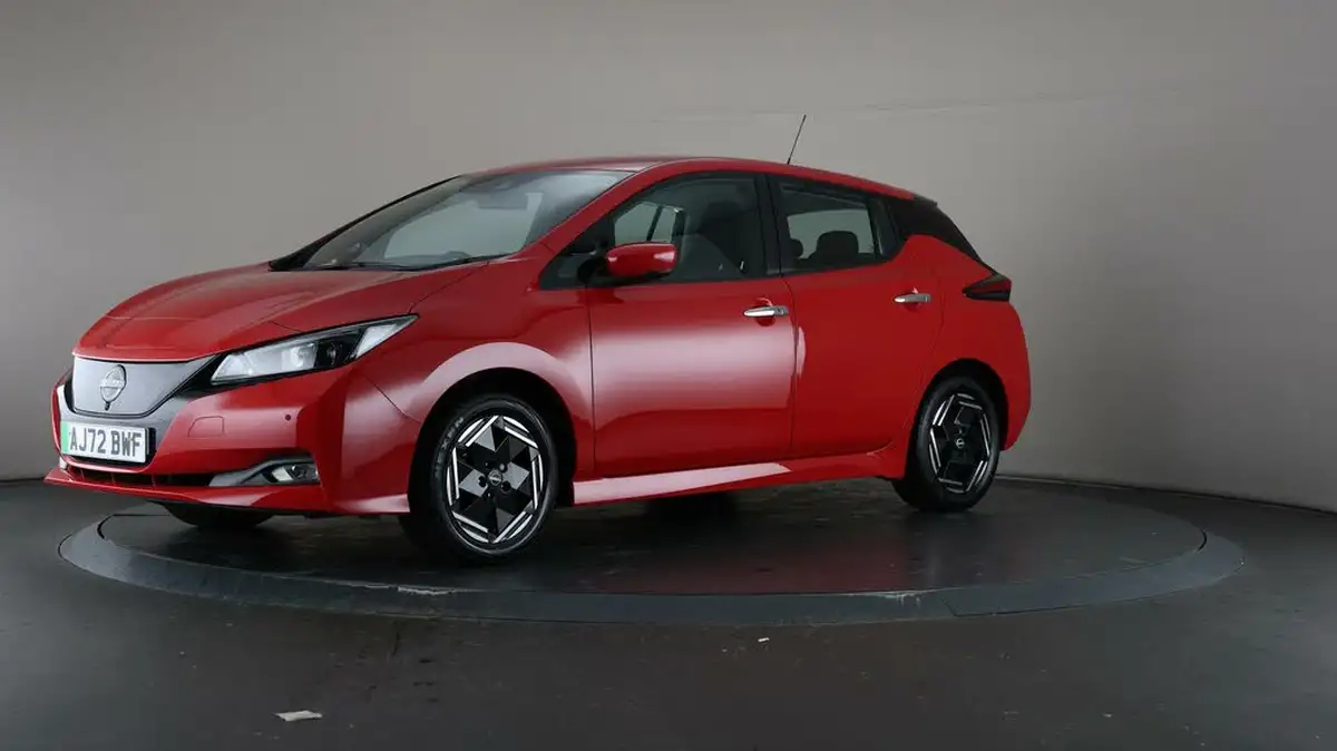 2022-nissan-leaf-e-acenta-39kwh-big-40