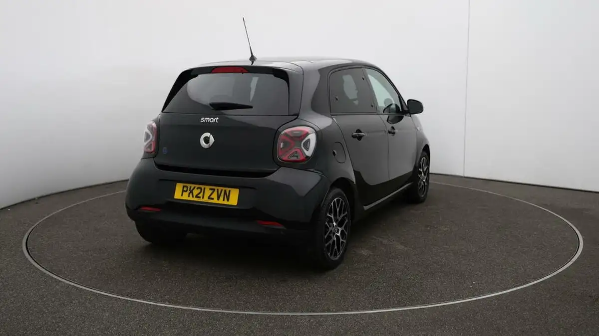 2021-smart-forfour-eq-exclusive-big-53