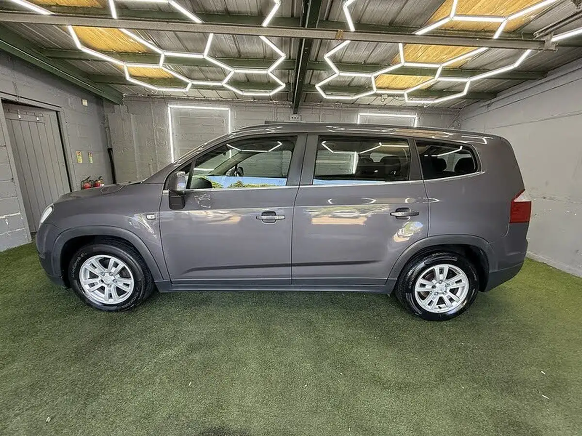 2012-chevrolet-orlando-20td-ltz-163ps-auto-big-3