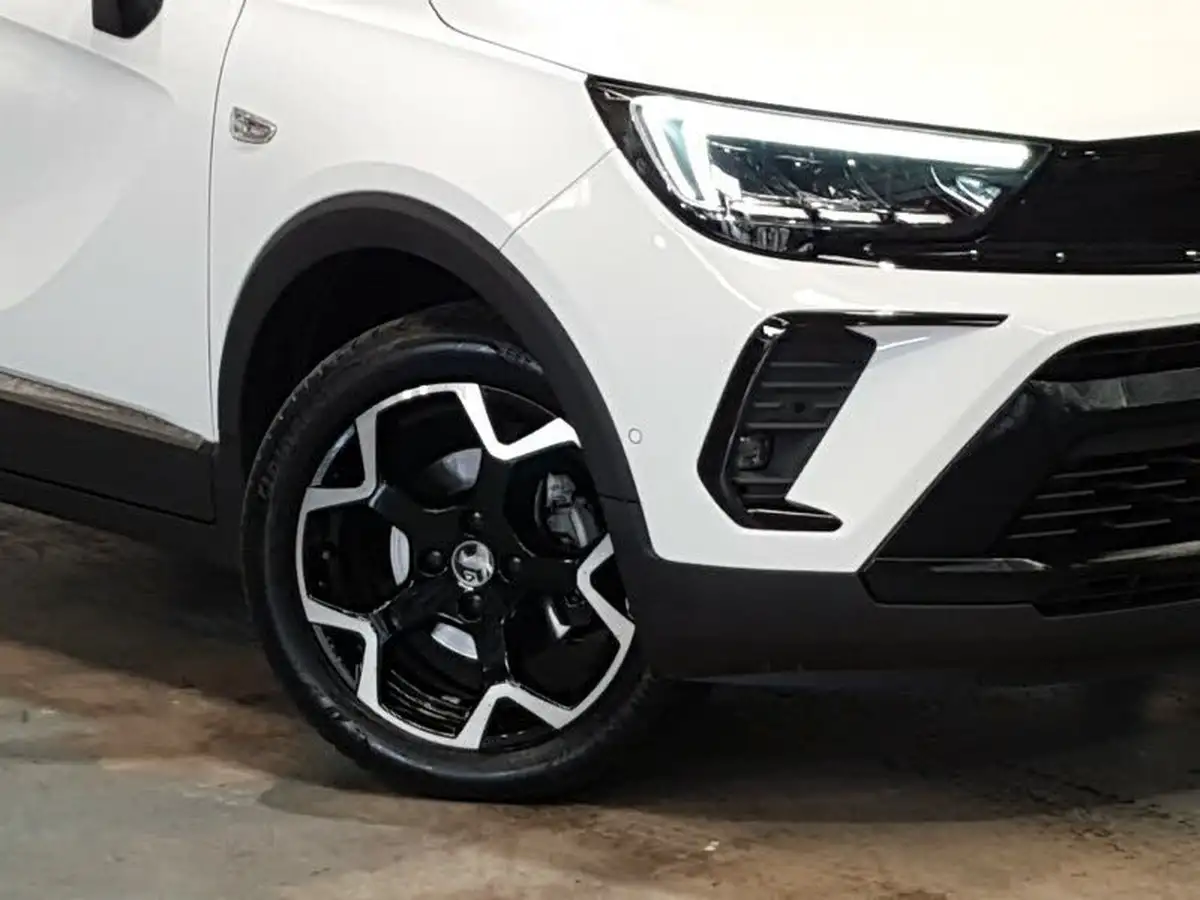 2022-vauxhall-crossland-12-ultimate-130ps-auto-big-8