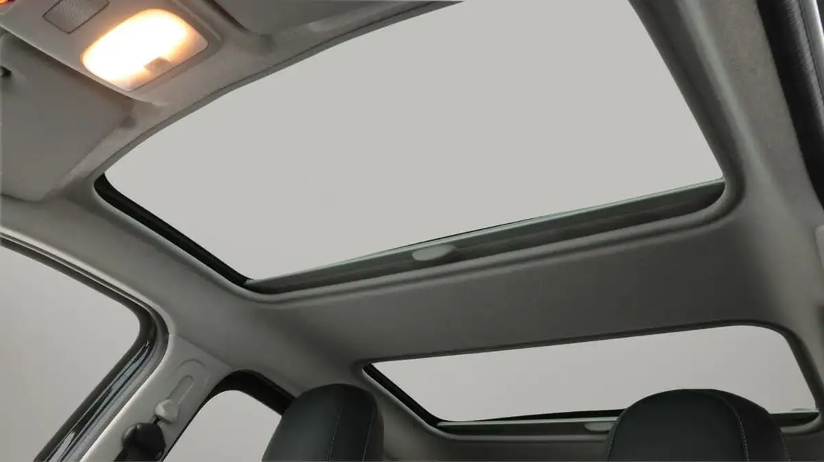 2021-smart-forfour-eq-exclusive-big-25