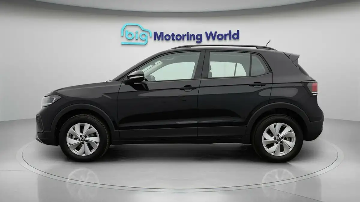 2024-volkswagen-t-cross-10-tsi-life-115ps-dsg-big-3