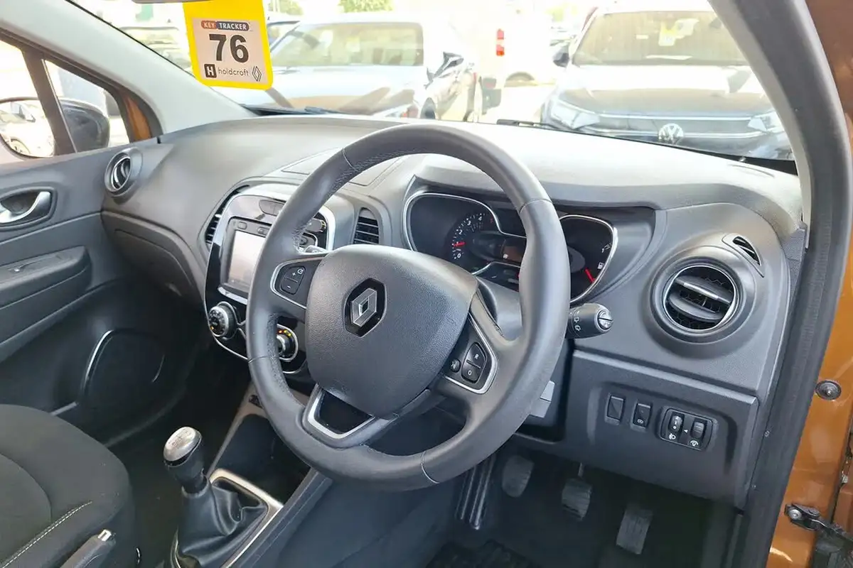 2018-renault-captur-15dci-iconic-big-30