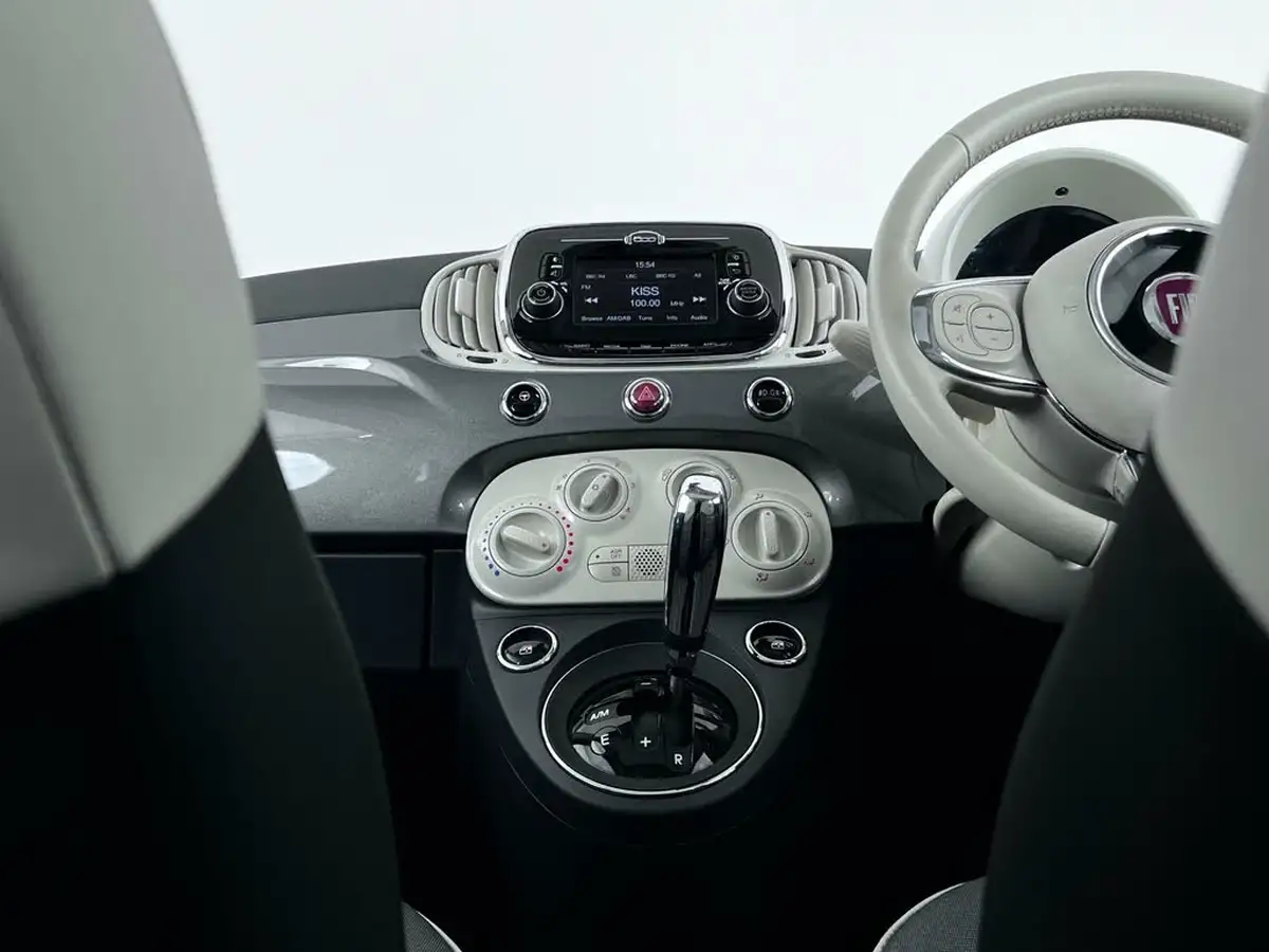 2016-fiat-500-12-lounge-dualogic-big-26