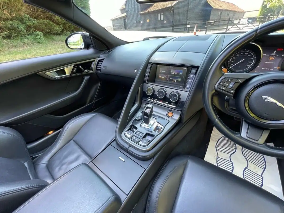 2017-jaguar-f-type-30-v6-sc-s-convertible-auto-big-33