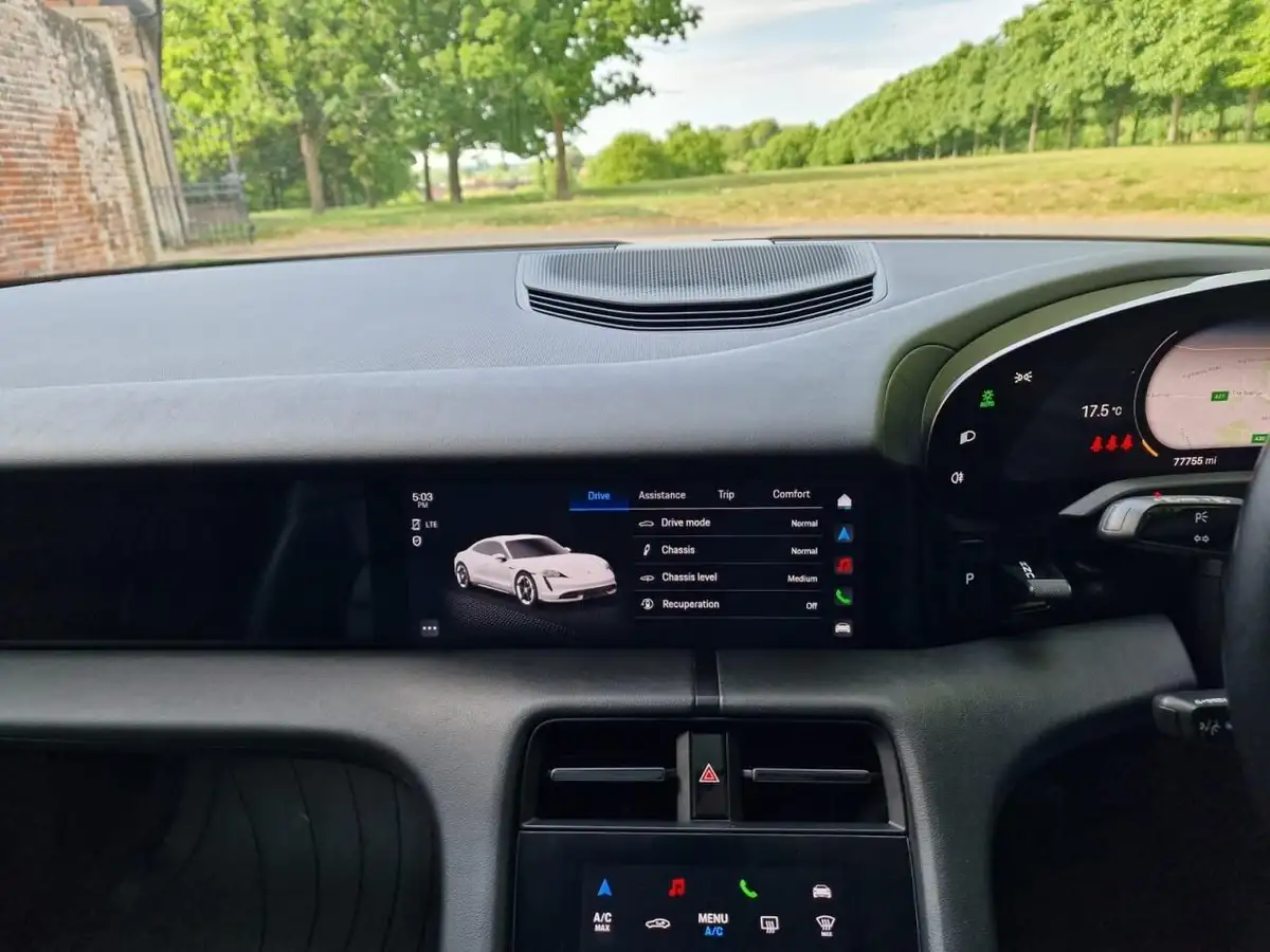 2021-porsche-taycan-e-4s-571ps-performance-battery-plus-big-20