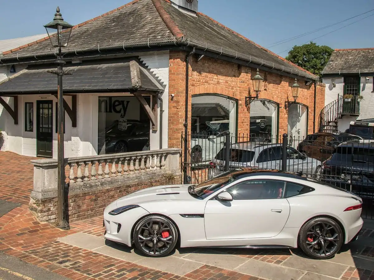 2014-jaguar-f-type-50-r-coupe-big-8