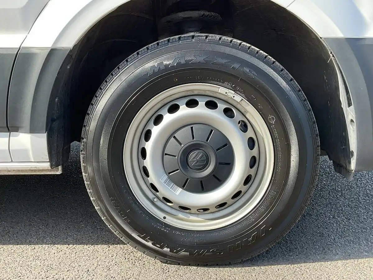 2024-volkswagen-crafter-20tdi-cr35-lwb-commerce-plus-140pseu6d-big-16