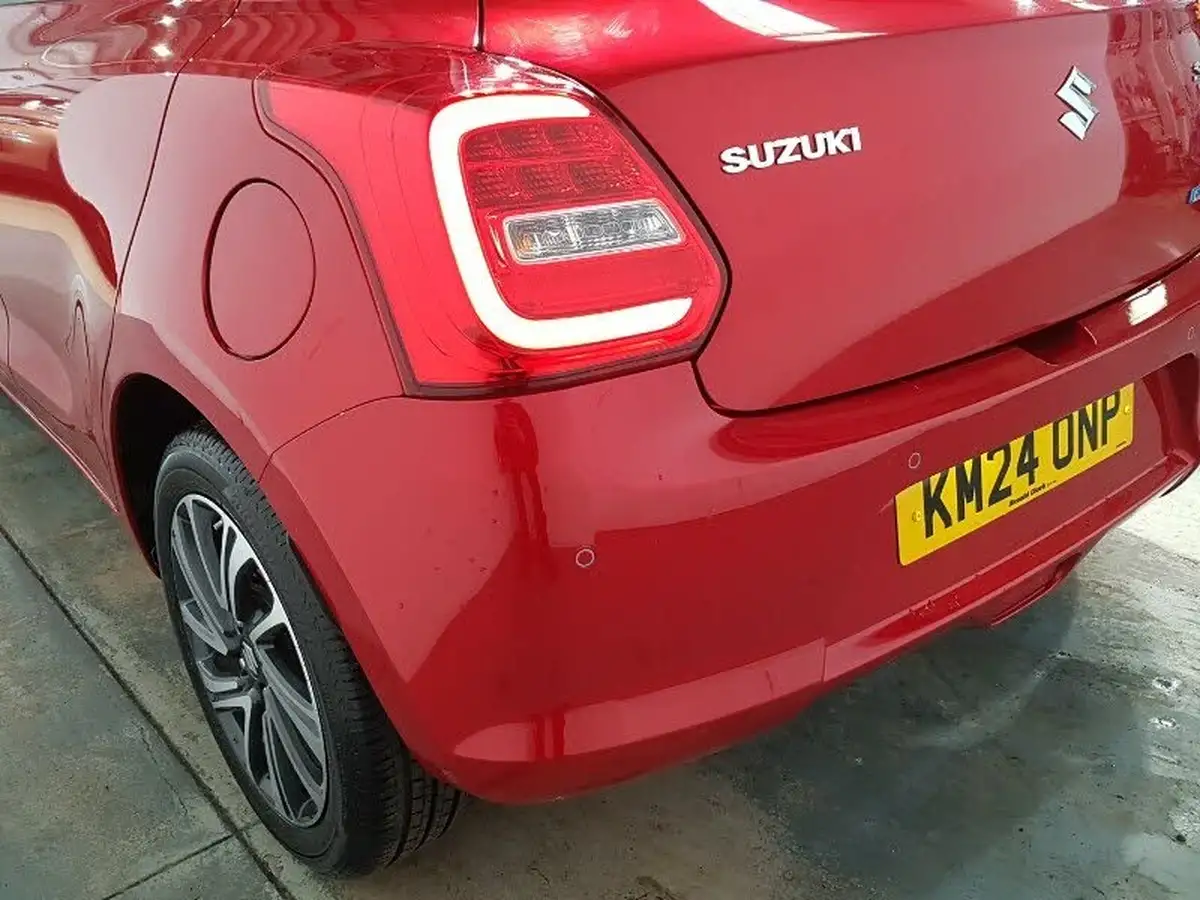 2024-suzuki-swift-12-dualjet-sz5-big-17