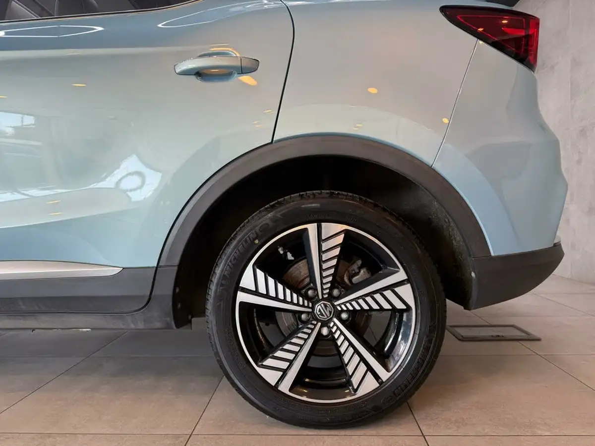 2021-mg-zs-suv-e-exclusive-ev-big-20