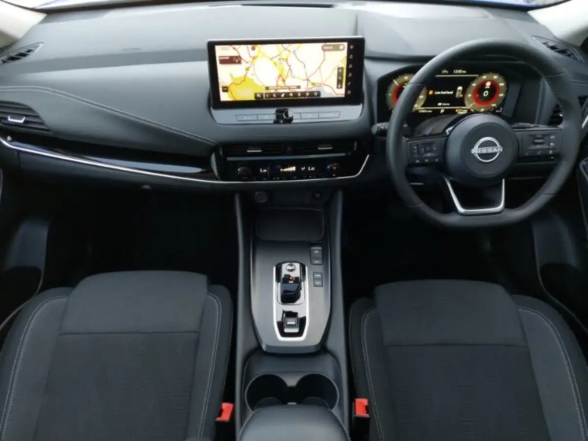 2024-nissan-qashqai-15-n-connecta-big-2