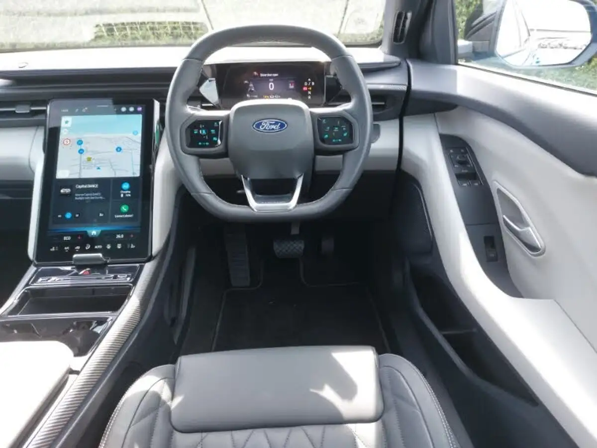 2024-ford-explorer-e-premium-286ps-77kwh-big-6