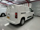 2021-vauxhall-combo-15cdti-sportive-2300-100pseu6dt-l2h1-panel-small-3